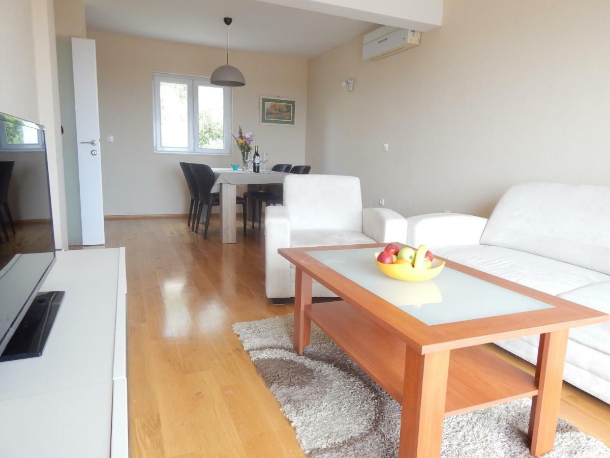 Apartman Karlo Makarska Exterior foto