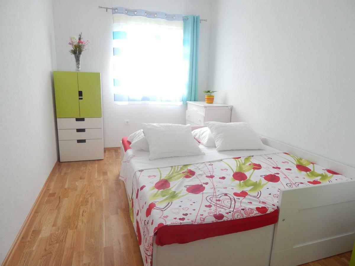 Apartman Karlo Makarska Exterior foto