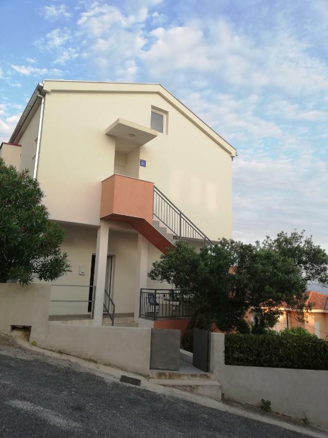 Apartman Karlo Makarska Exterior foto